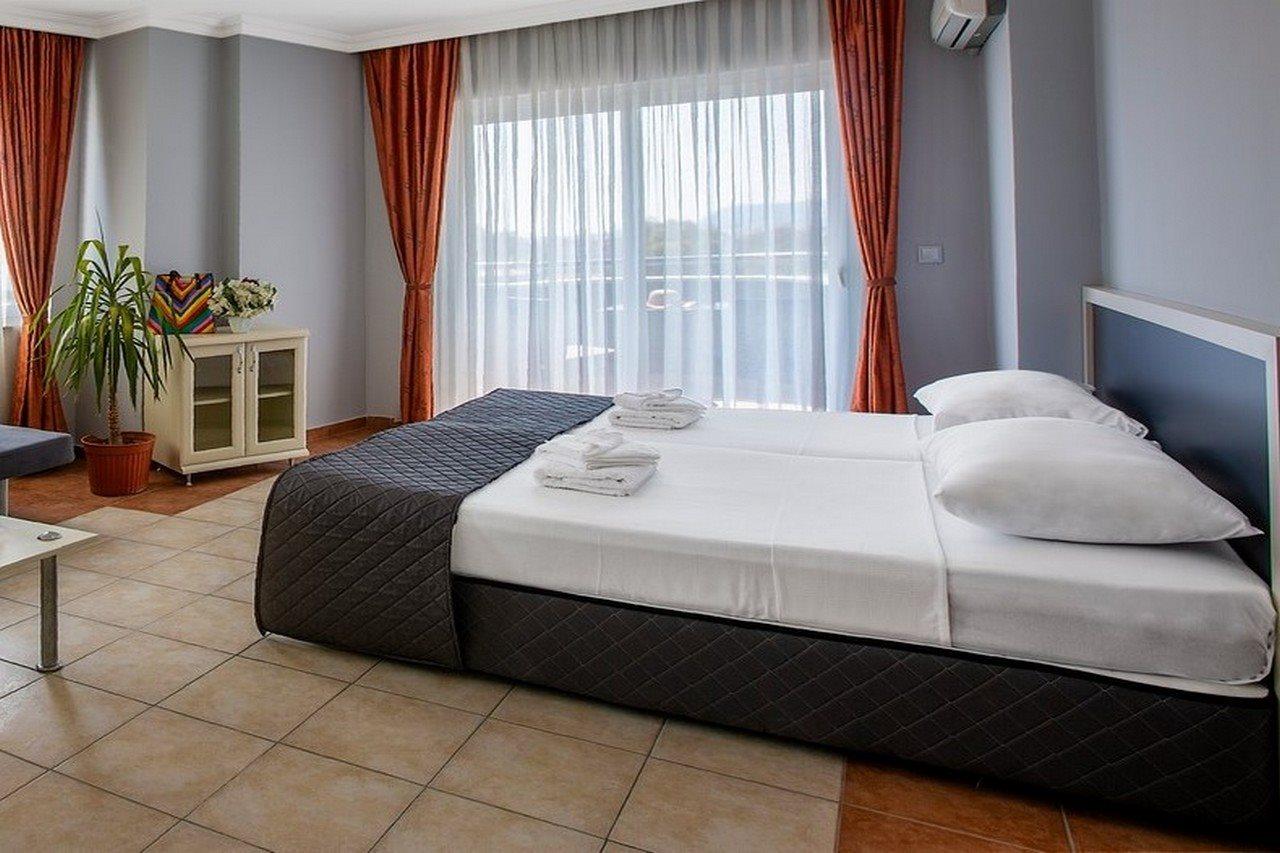 Otel Royalisa 3*
