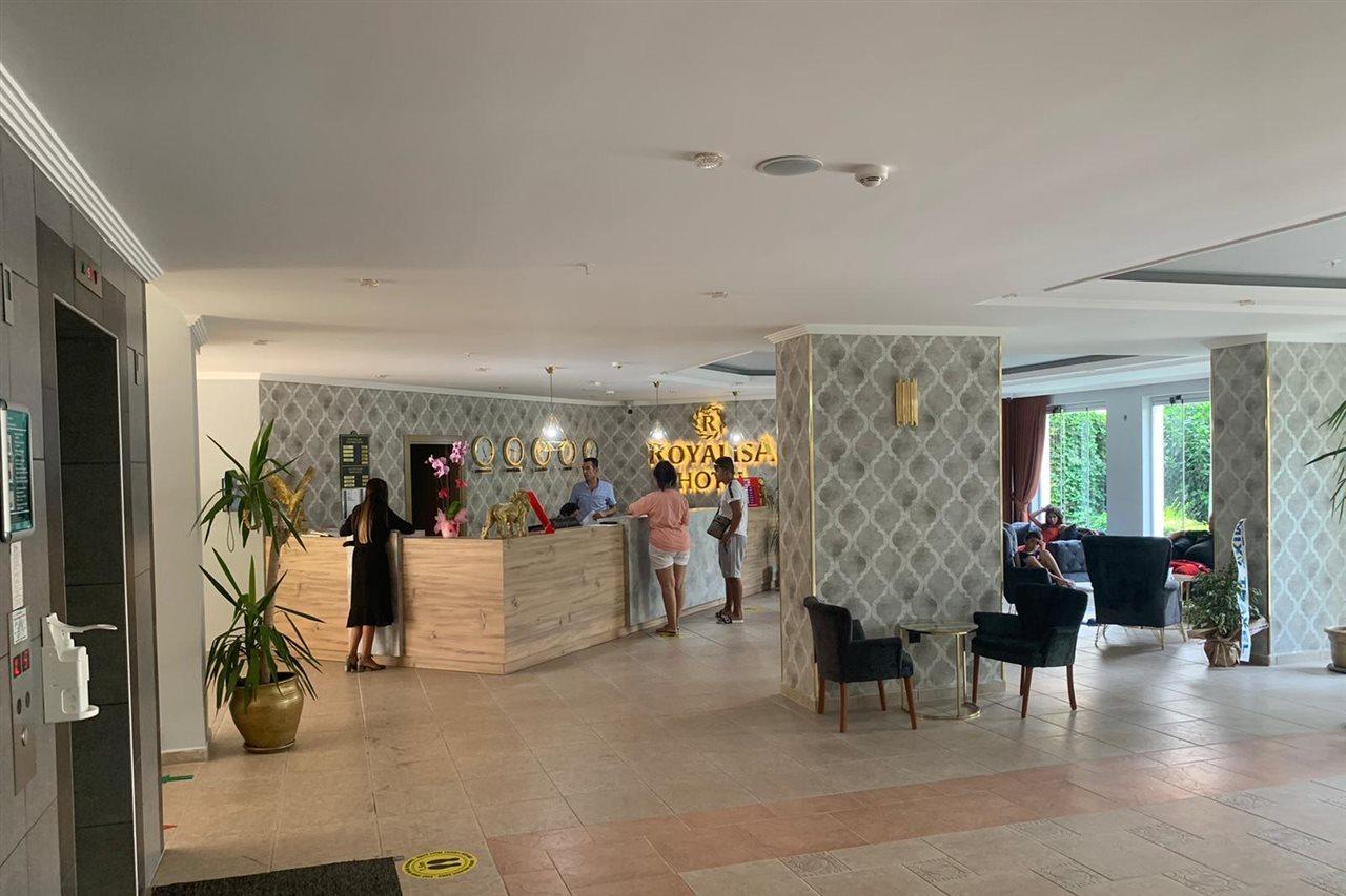 Otel Royalisa 3*